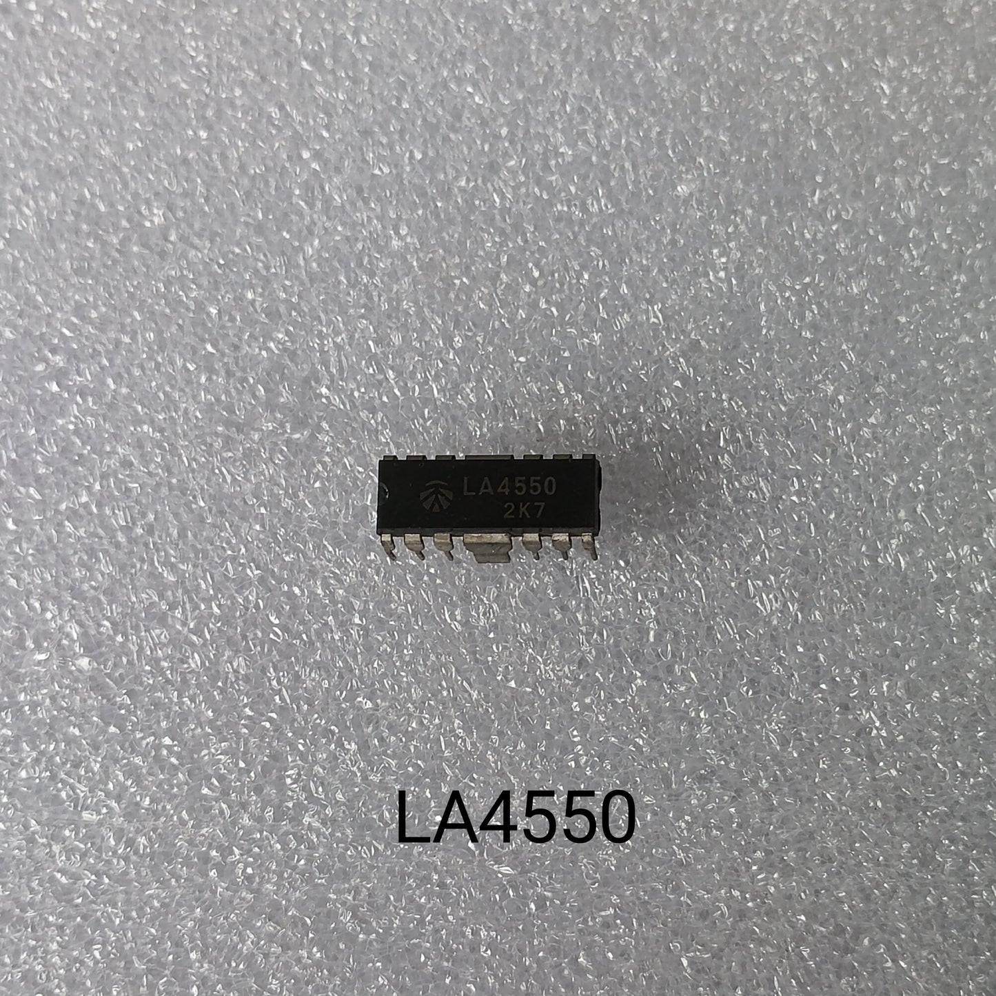 LA4550