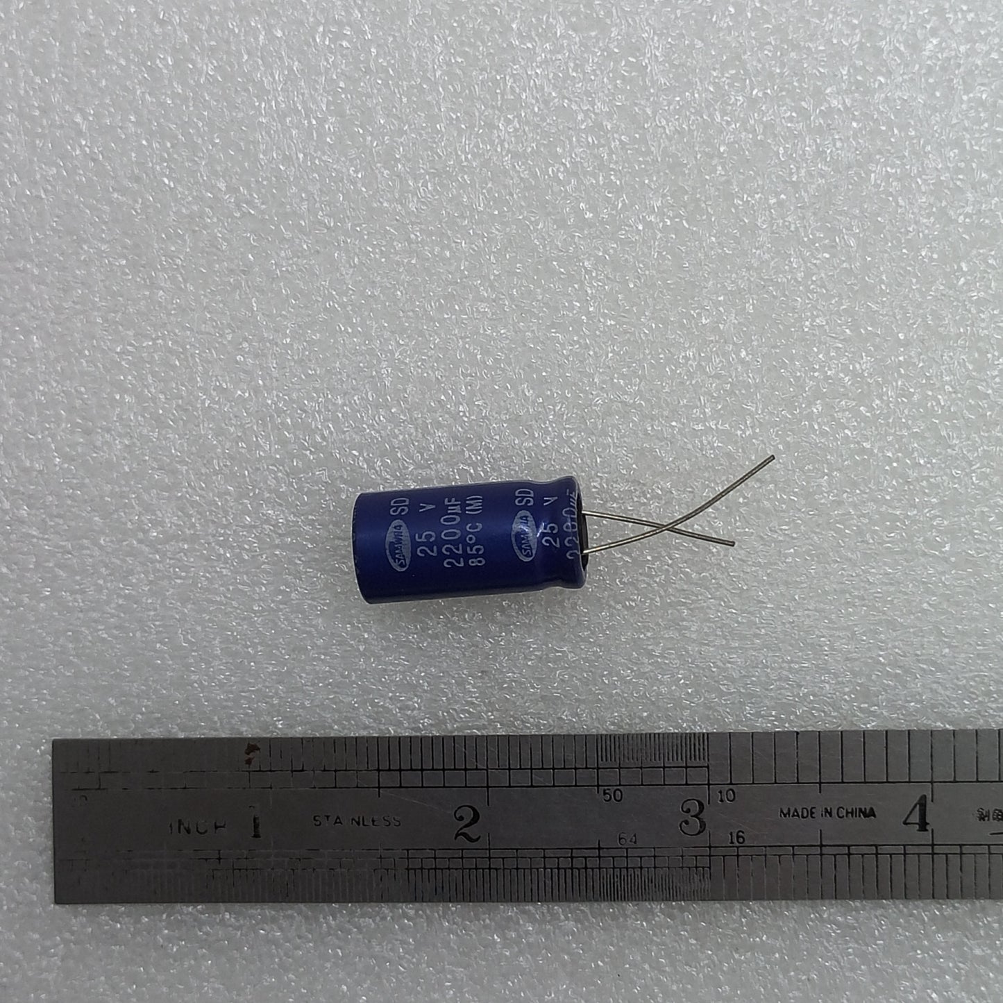 Capacitor 2200/25