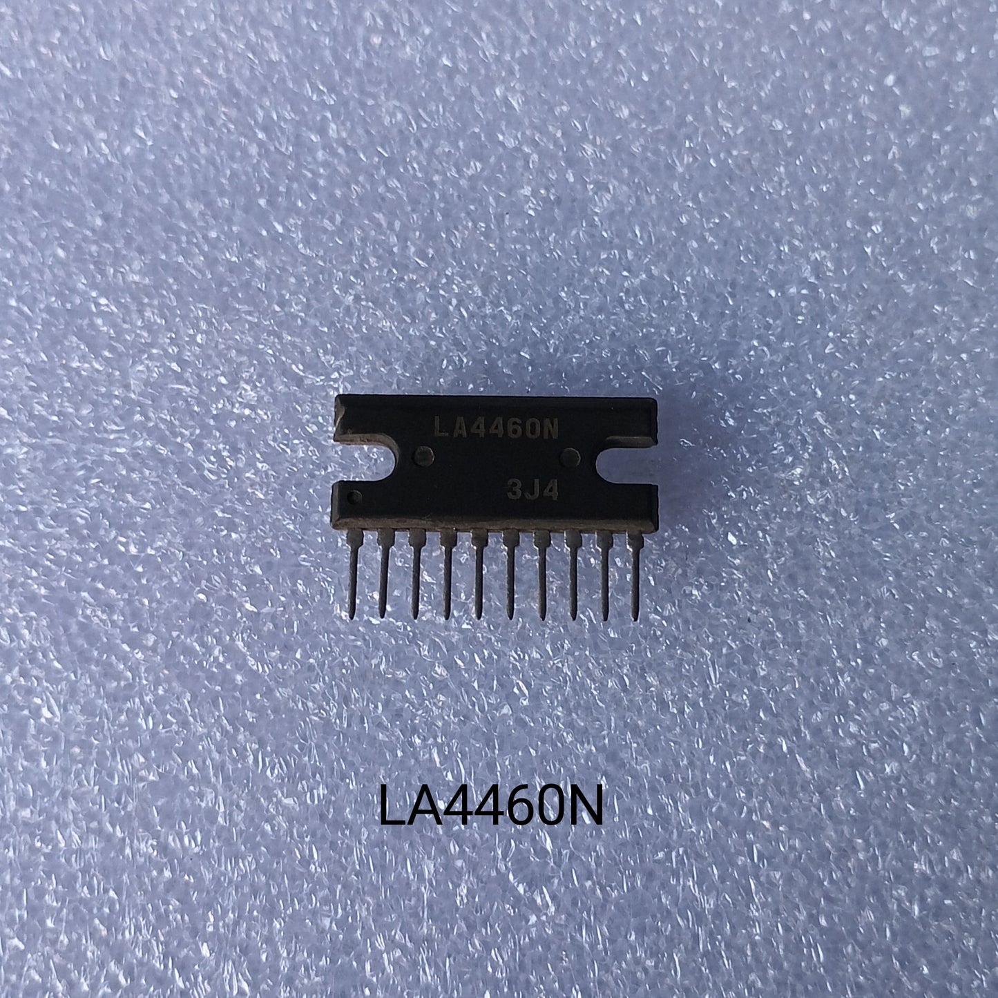 LA4460