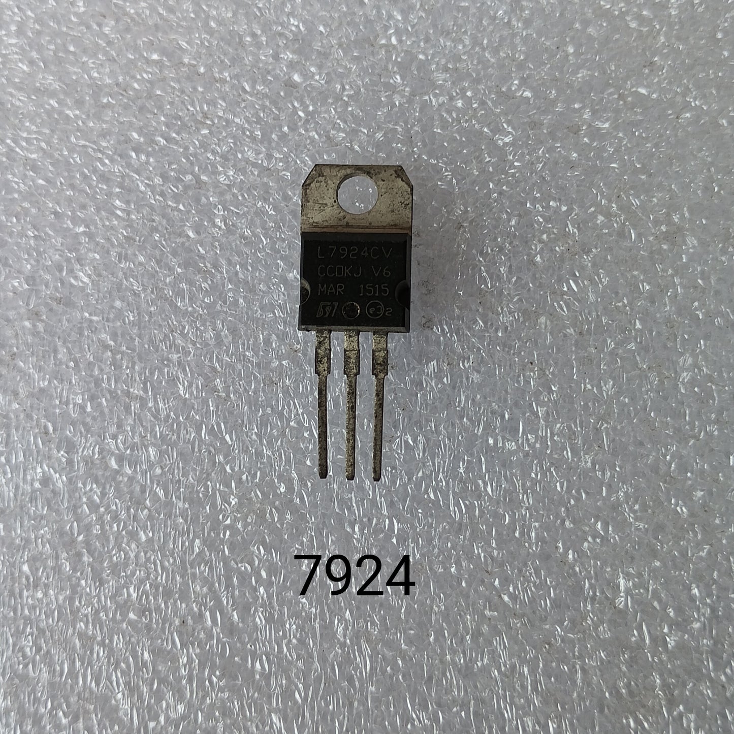 7924