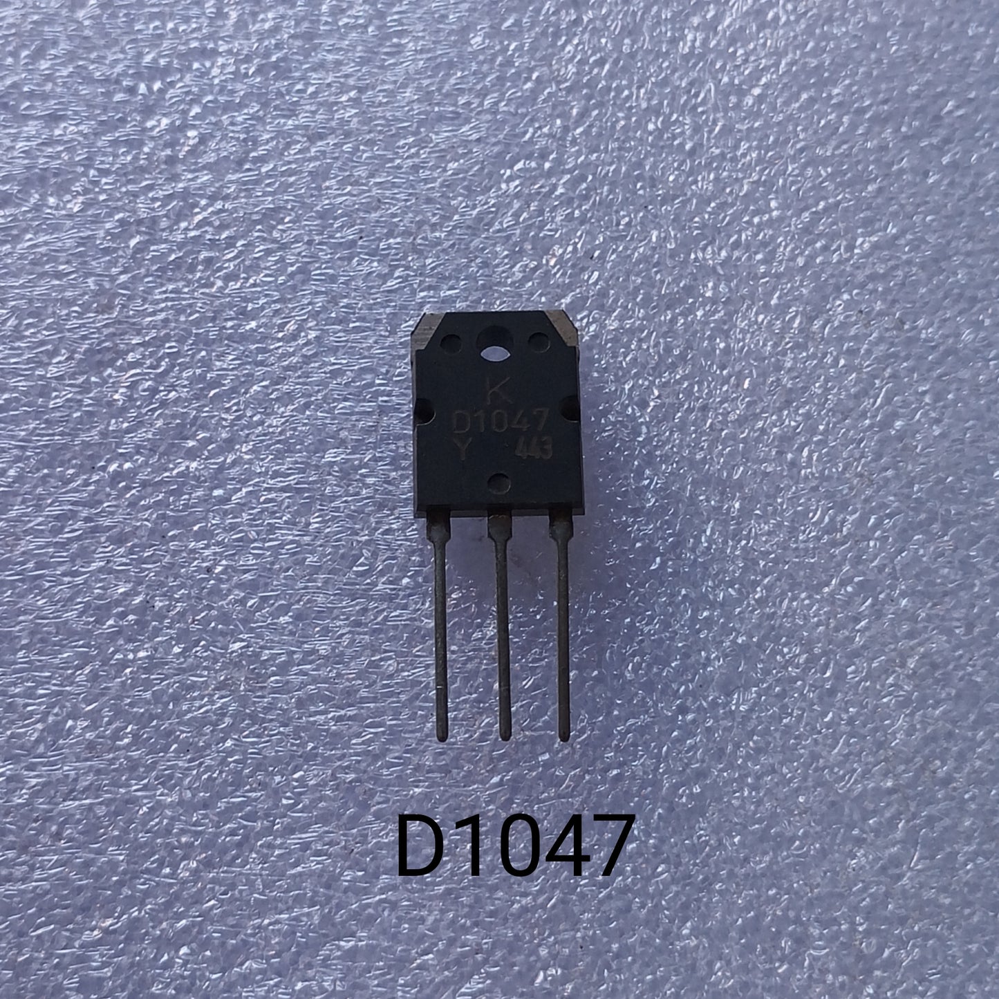 D1047