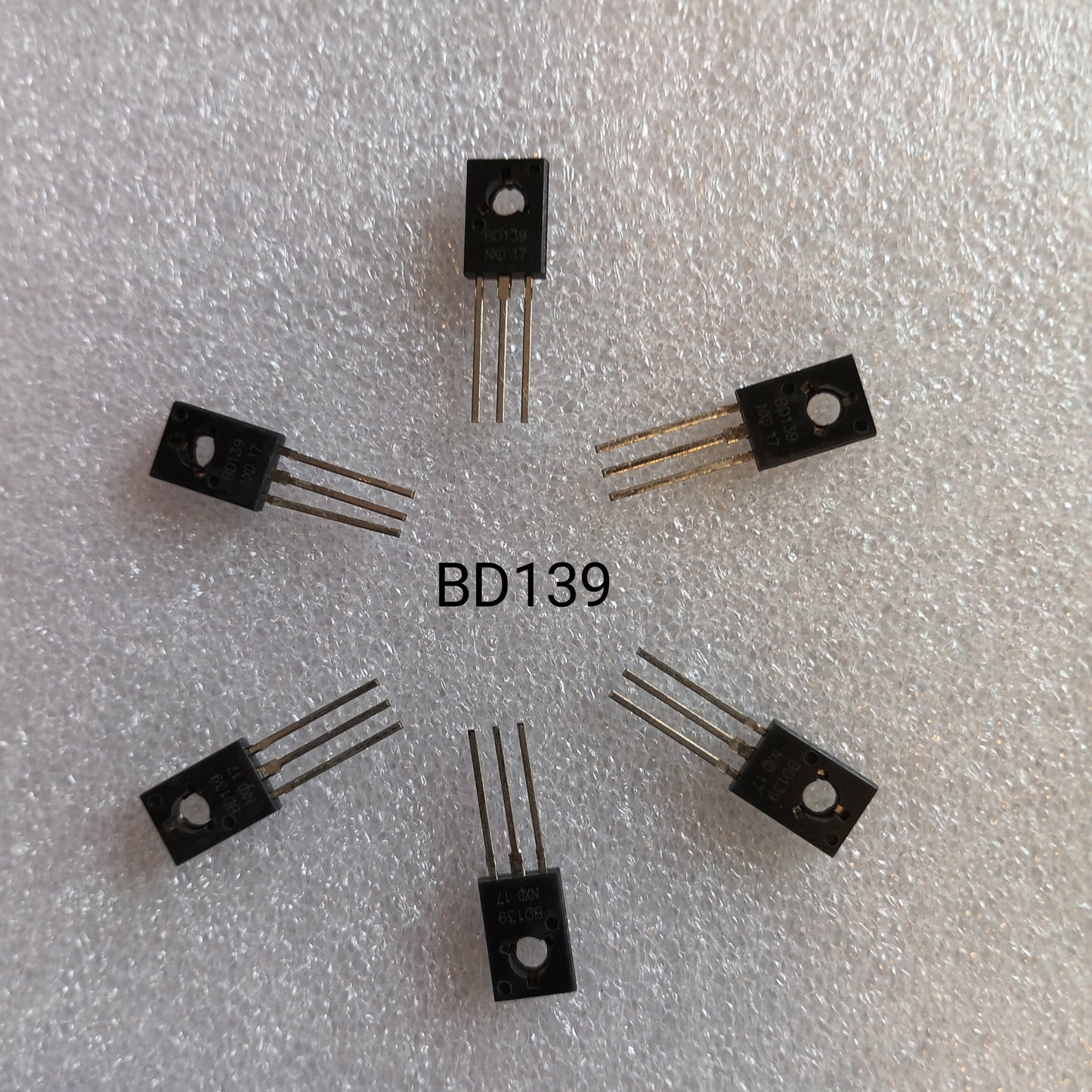 BD139