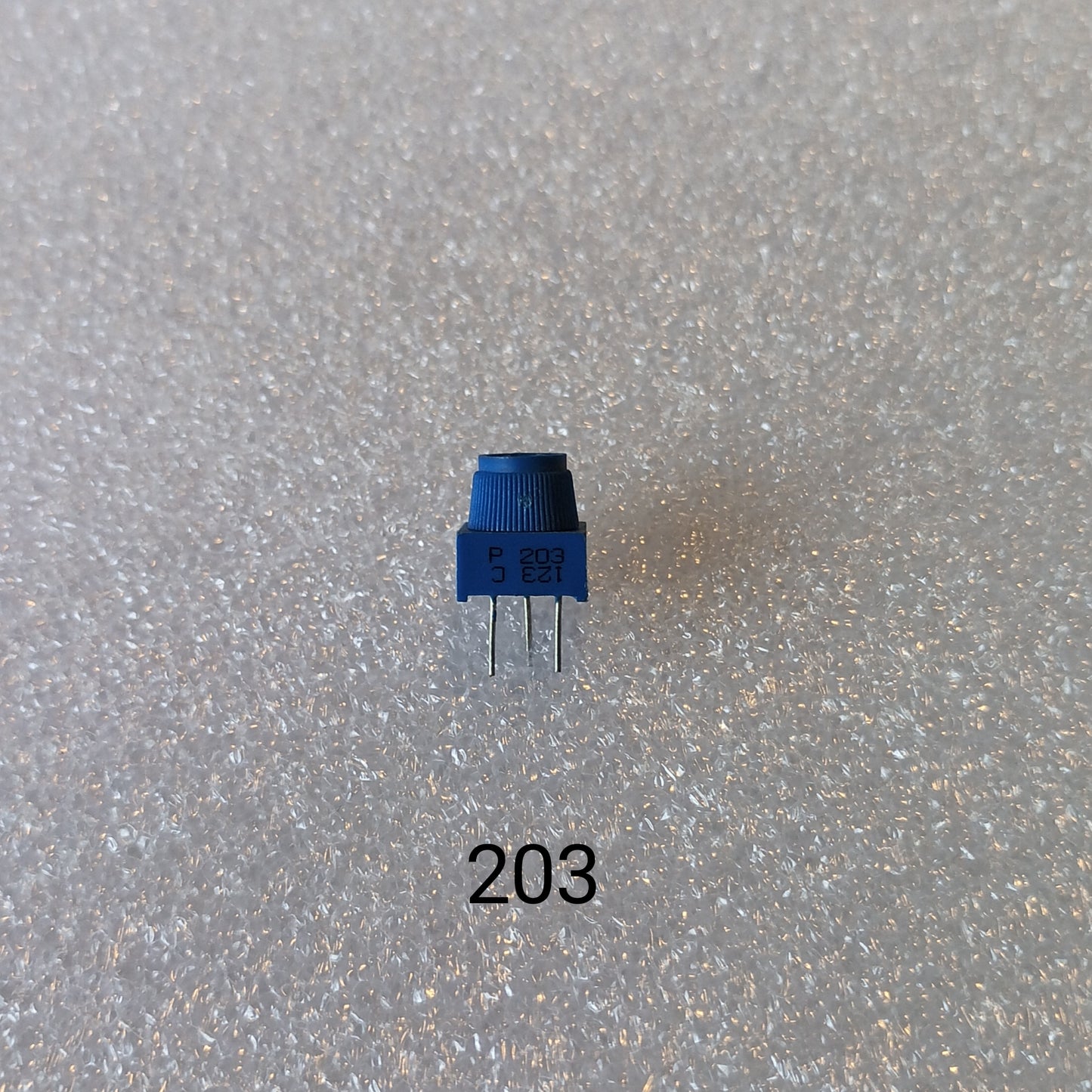 Preset 20kohm (3386p-1-203T) single turn