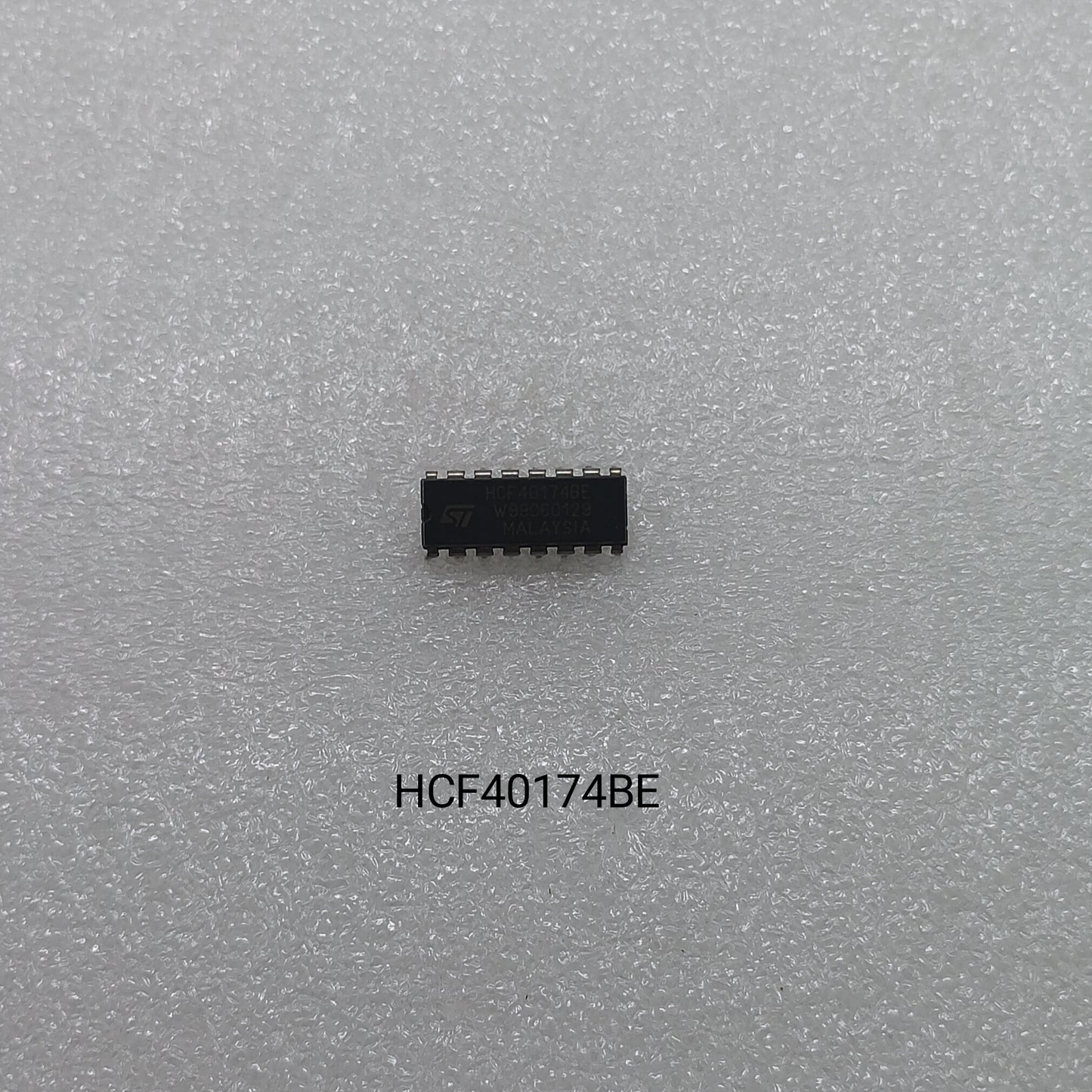 40174 (Hex D flip flop)