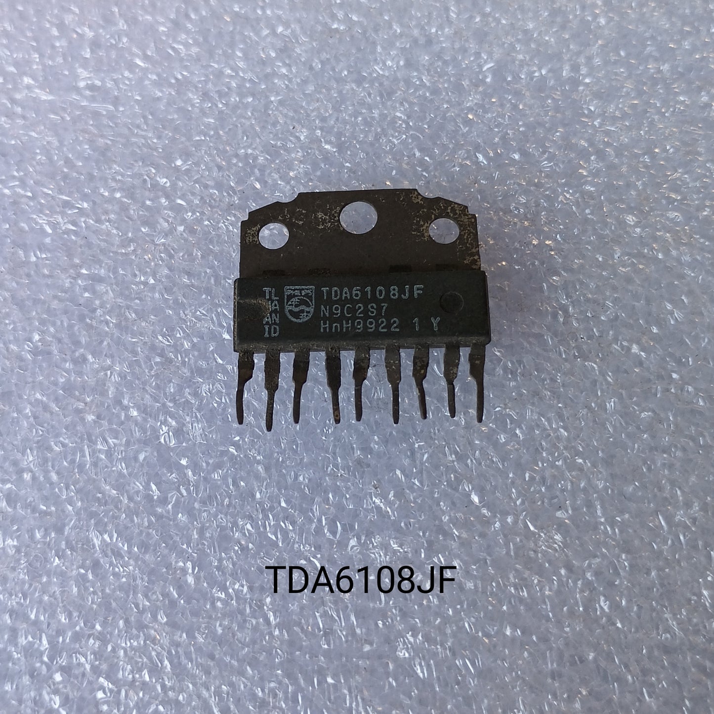 TDA6108