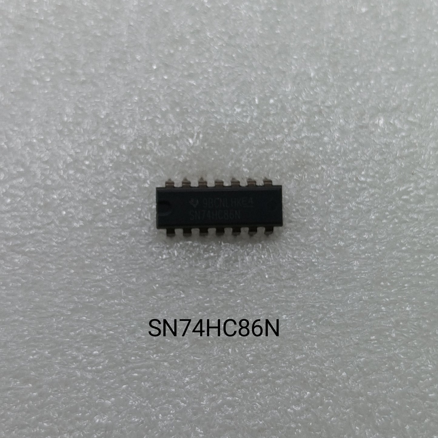 7486 (X-OR)