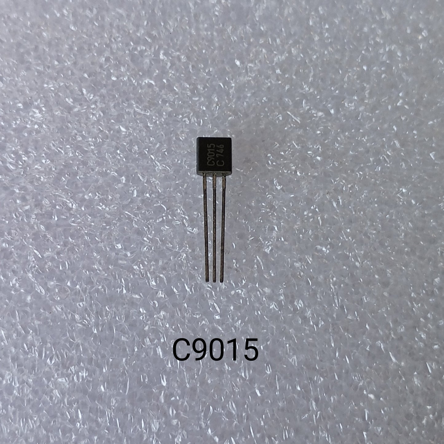 C9015 / S9015
