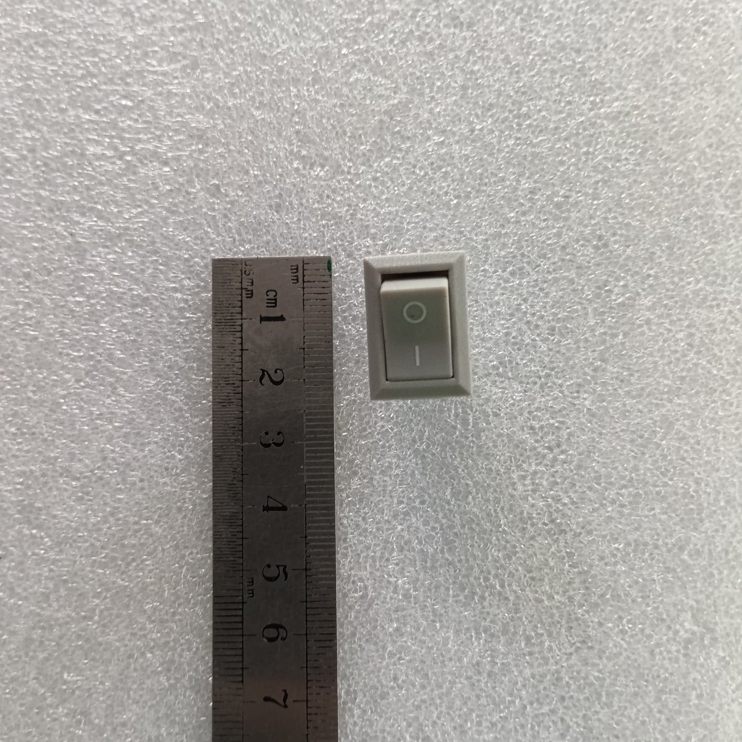 Switch 21*15*26 on/off 6A