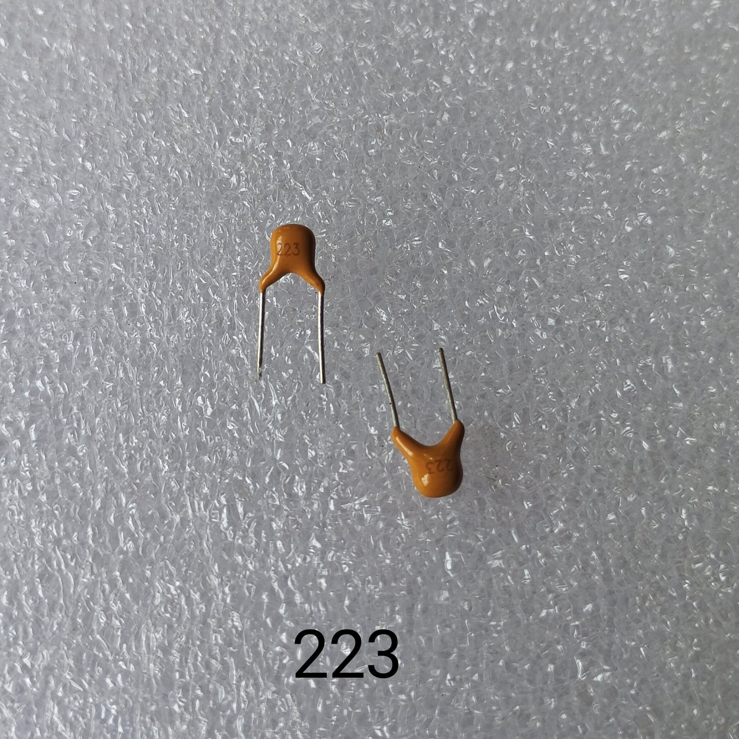 Capacitor m 223