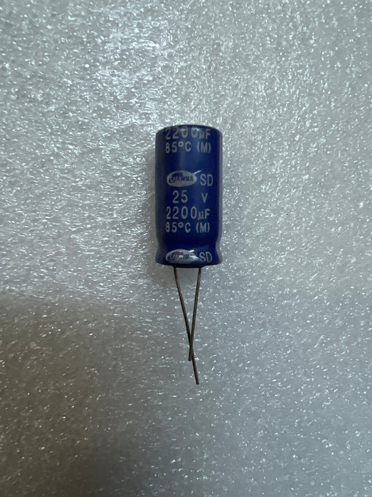Capacitor 2200/25 (200pcs)