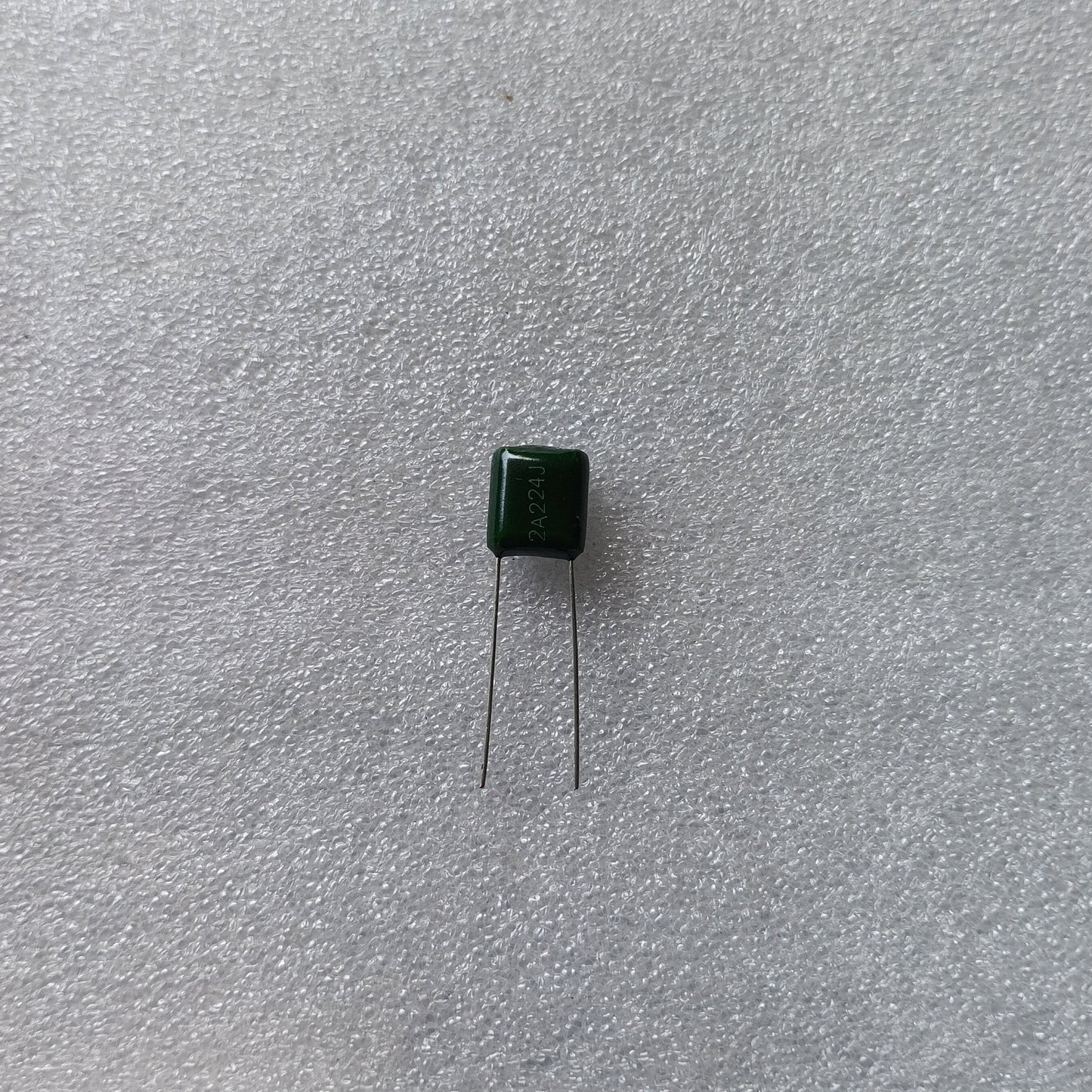 Capacitor m 224
