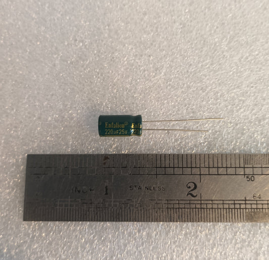 Capacitor 220/25