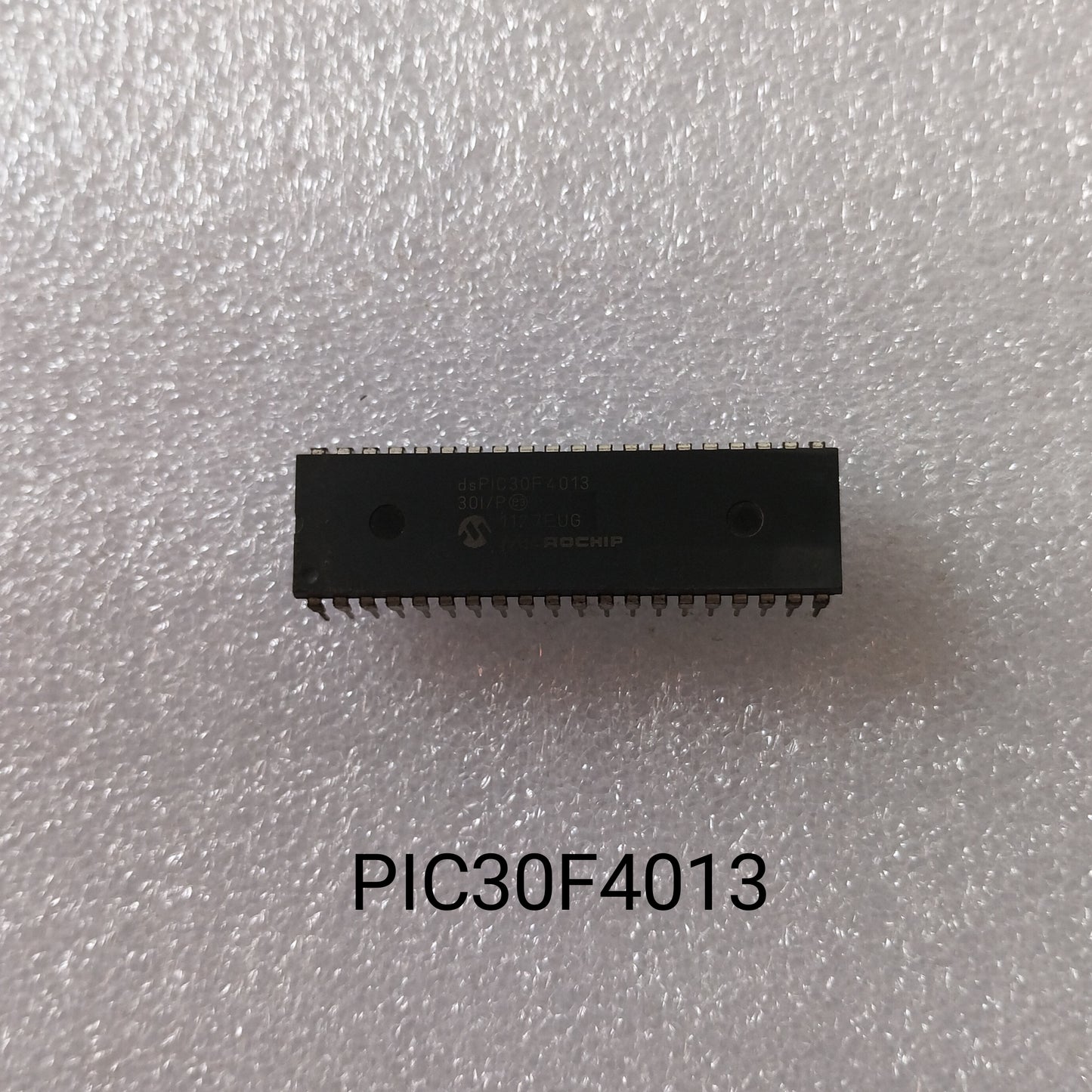 PIC30F4013 (dsPIC30F4013)
