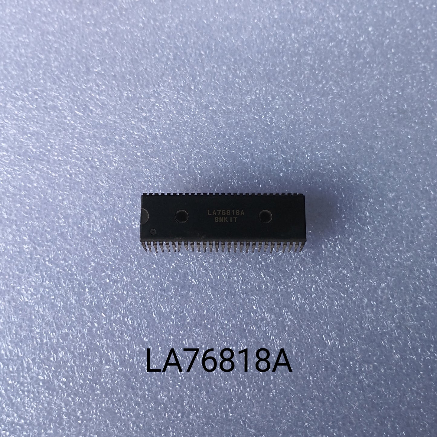 LA76818