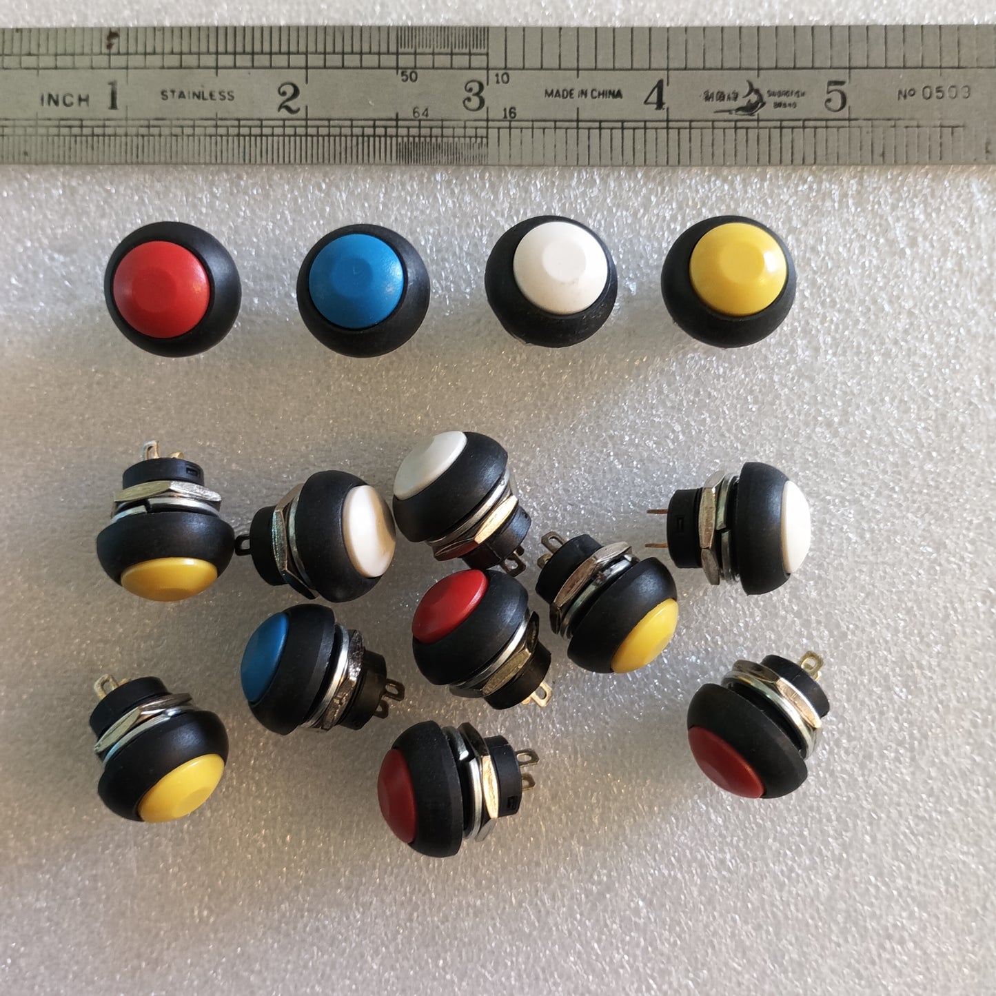 Switch ( momentary push button)