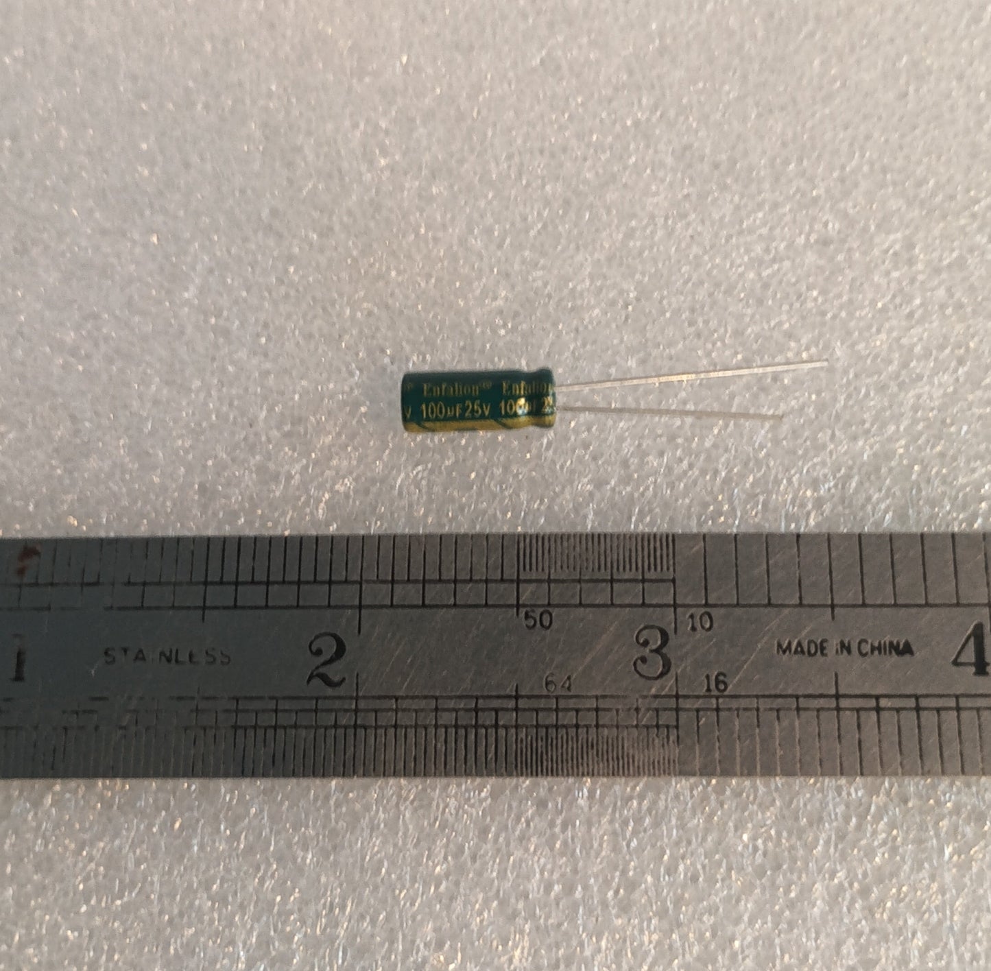 Capacitor 100/25