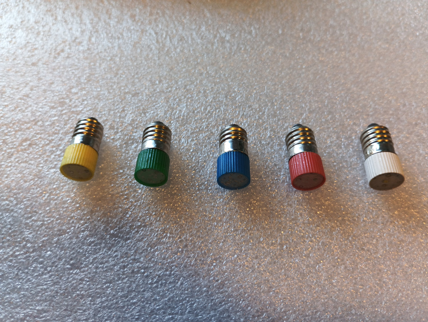 Bulb DC 12v E10 screw LED