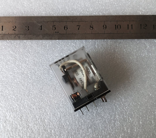 Relay 24V 8pins