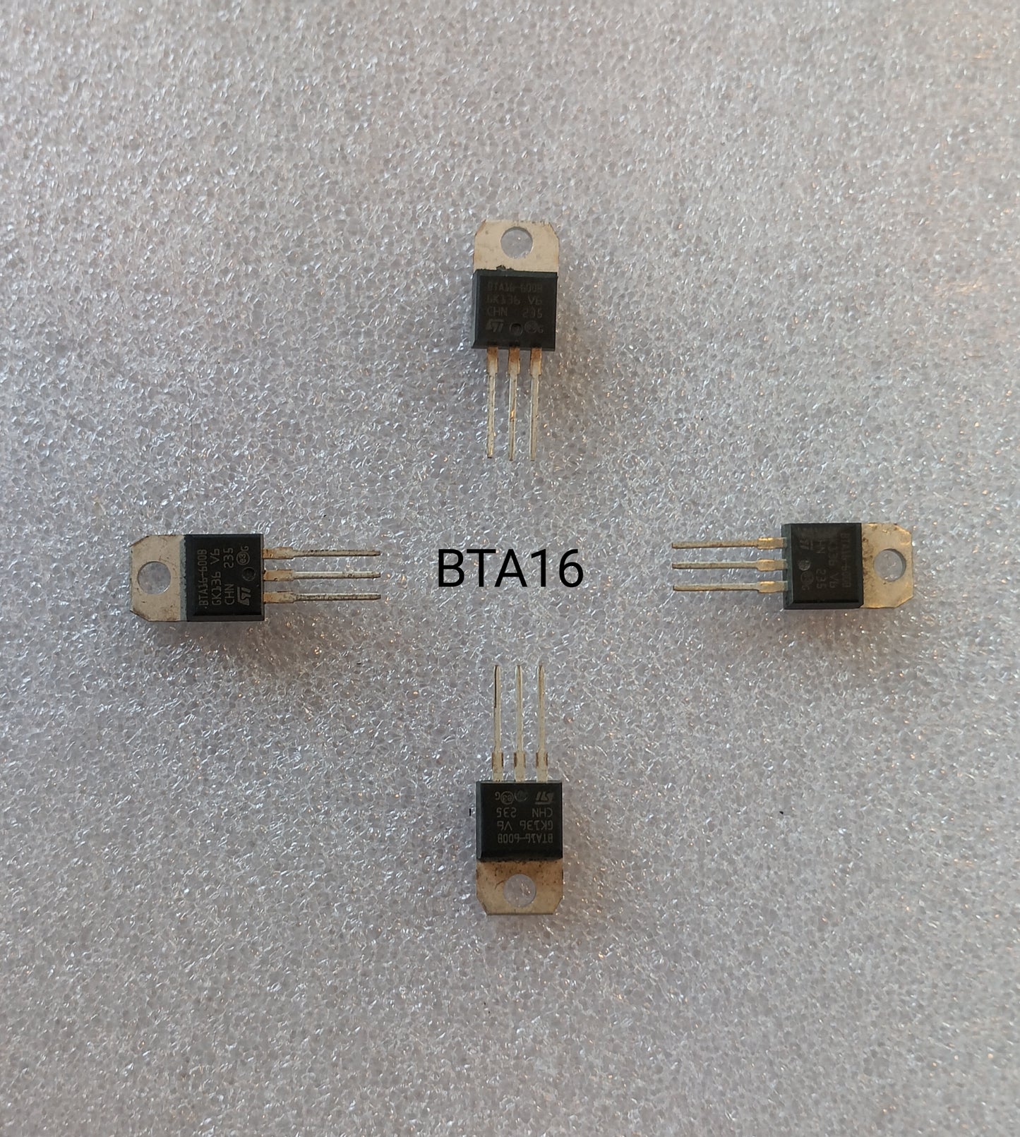 BTA16