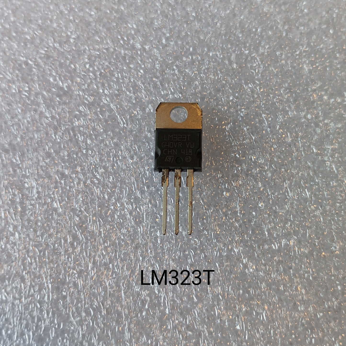 LM323T