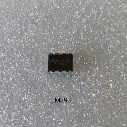 LM393