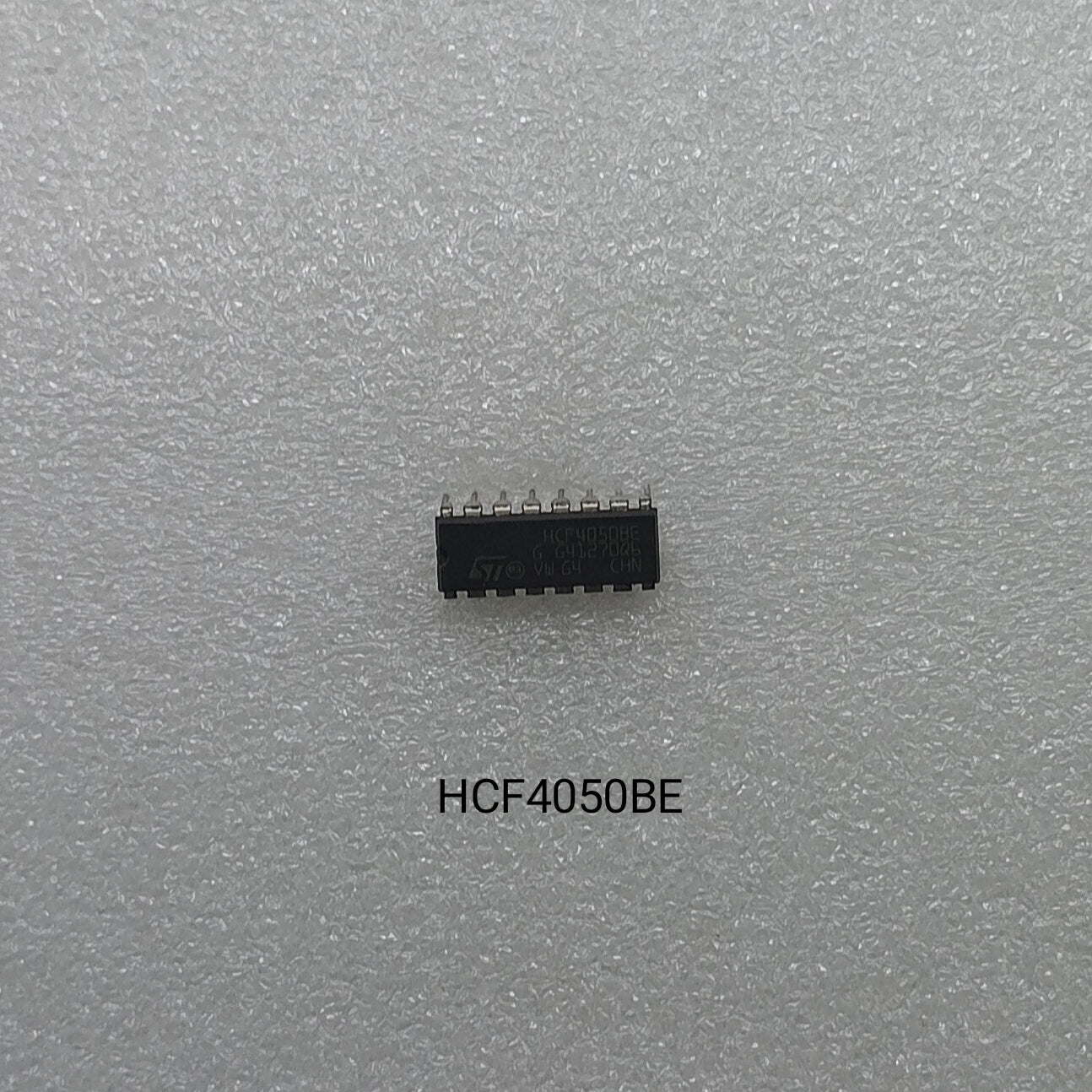 4050 (Non-inverting buffer)