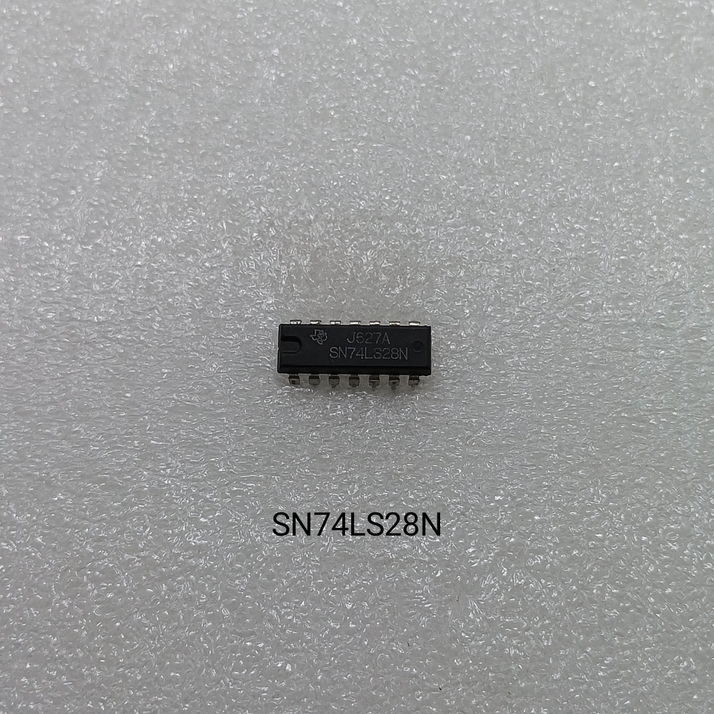 7428 (2-input Nor gate)